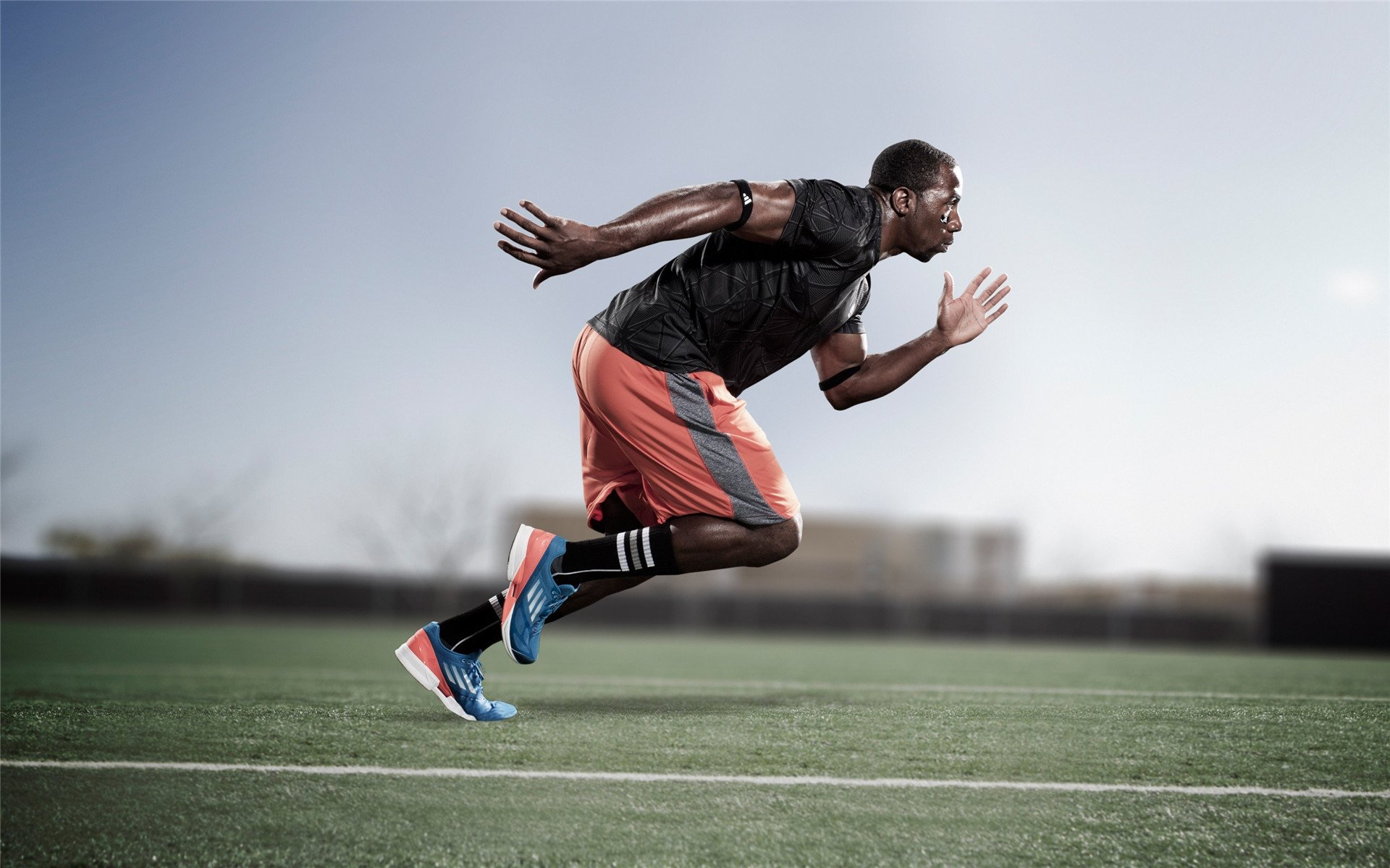 戴维·帕特森凭借全面的攻防表现，帮助袋鼠队稳占上风，帕特里克·戴维森